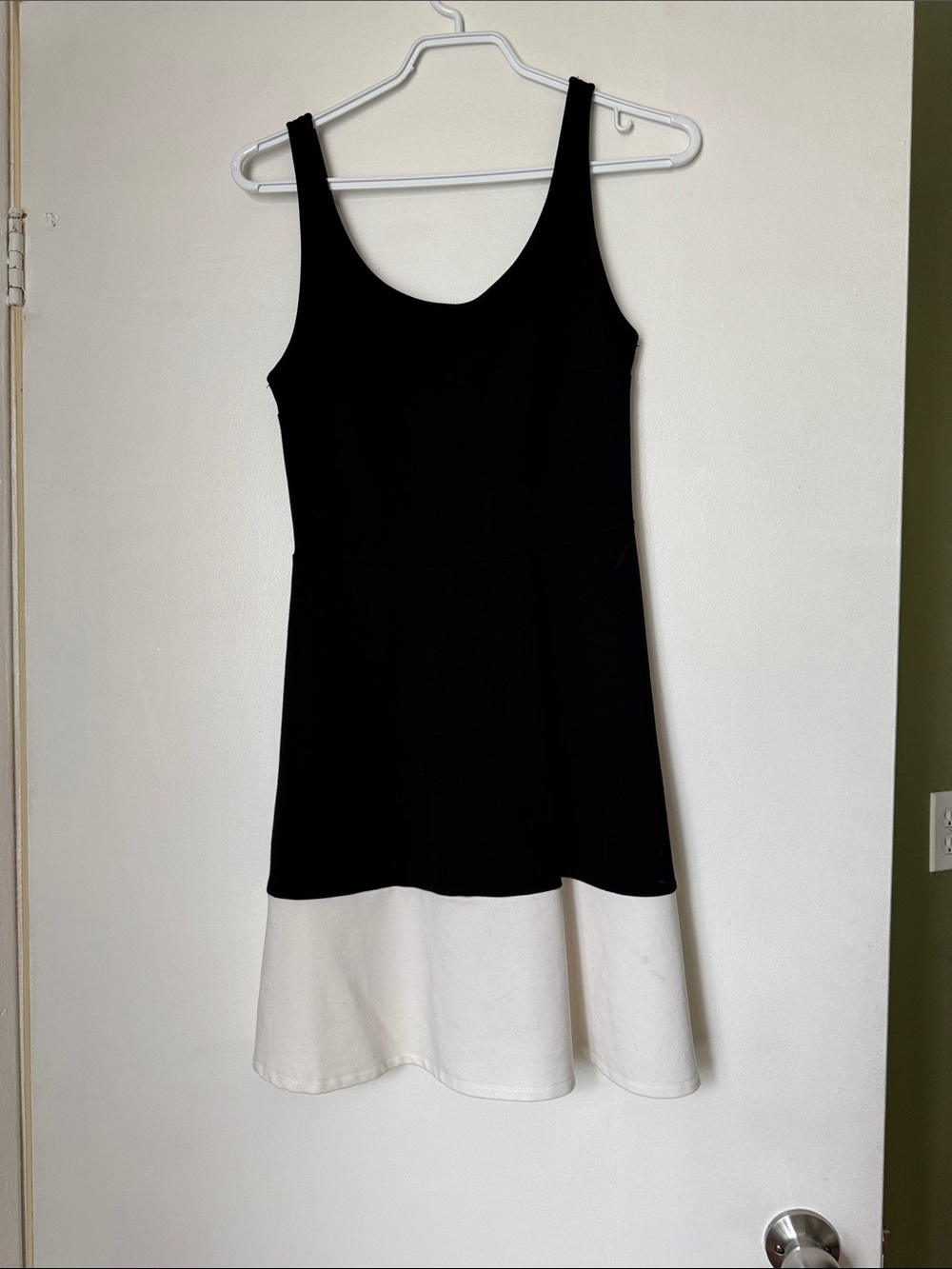 Sleeveless Black and White Colorblock Mini Dress